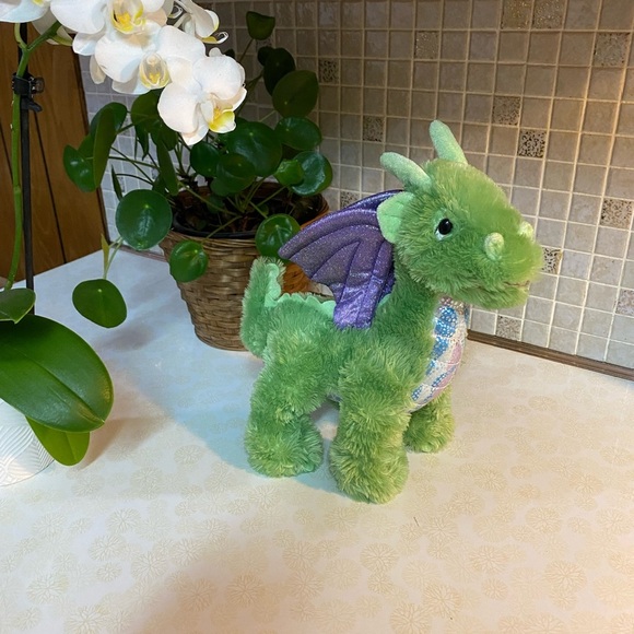 Melissa & Doug Zephyr the adorable‎ green dragon plush stuffed animal - Picture 5 of 9